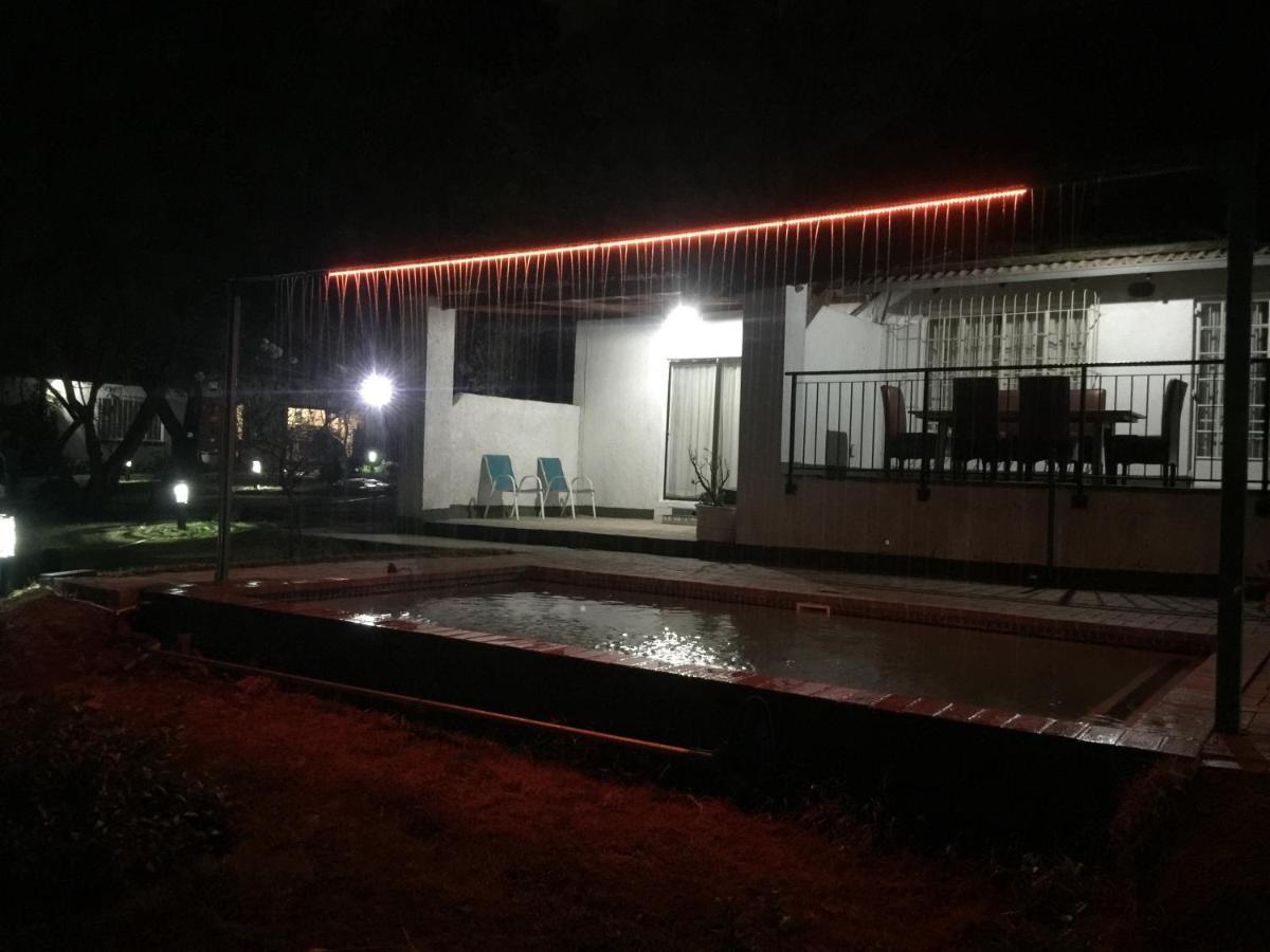 Simbasun Cottages Midrand Ngoại thất bức ảnh