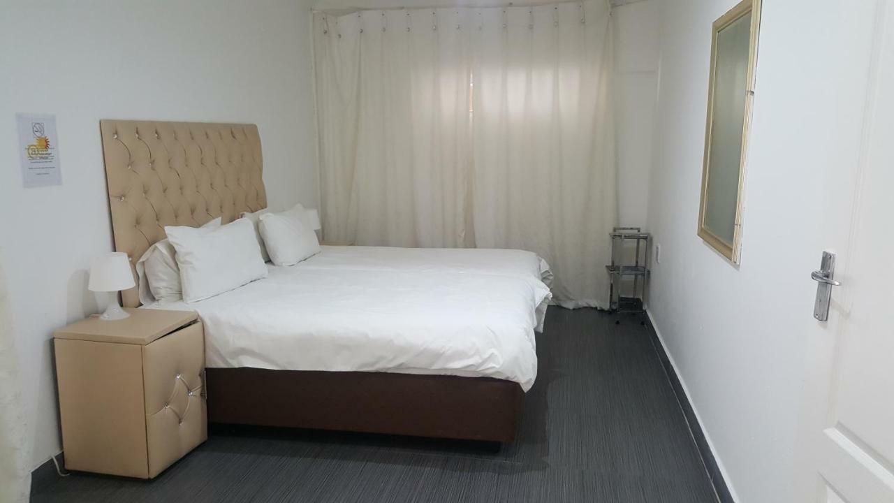 Simbasun Cottages Midrand Ngoại thất bức ảnh
