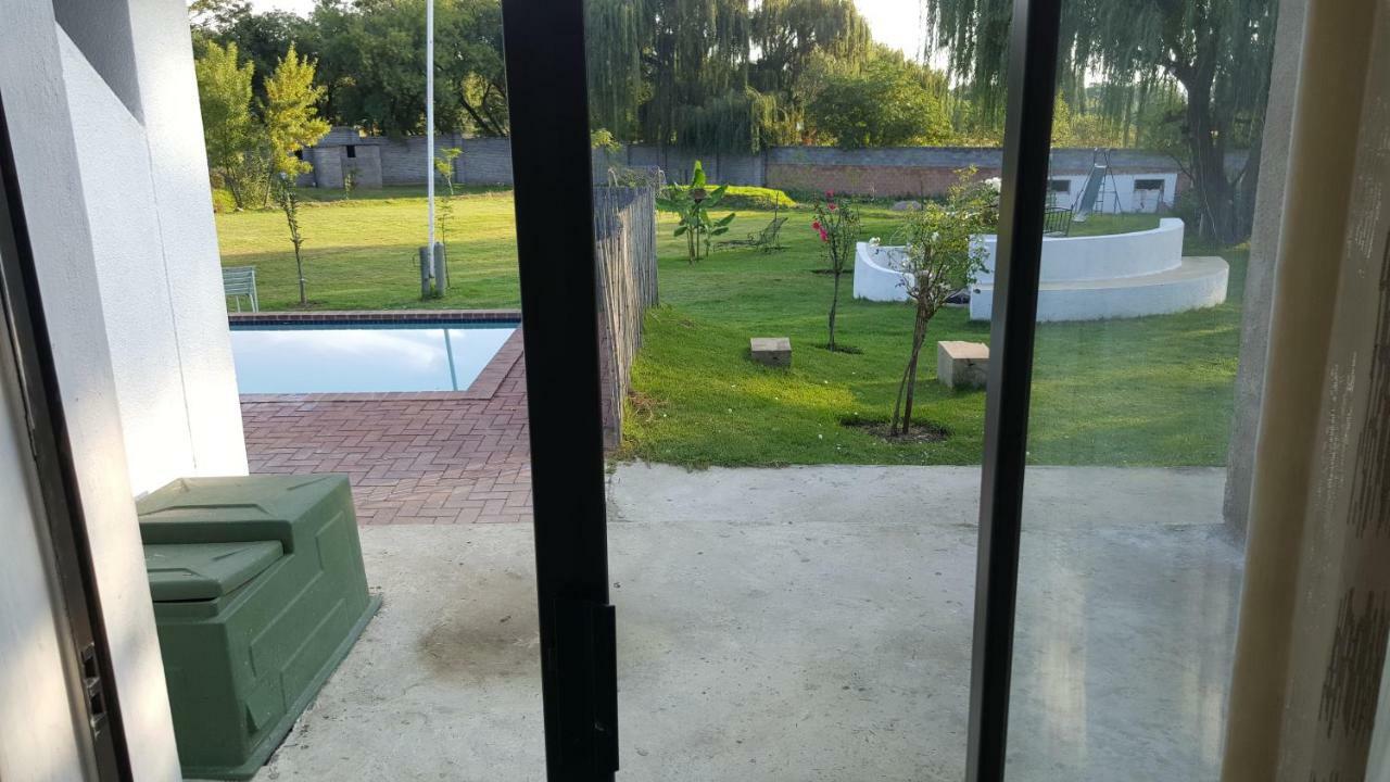 Simbasun Cottages Midrand Ngoại thất bức ảnh