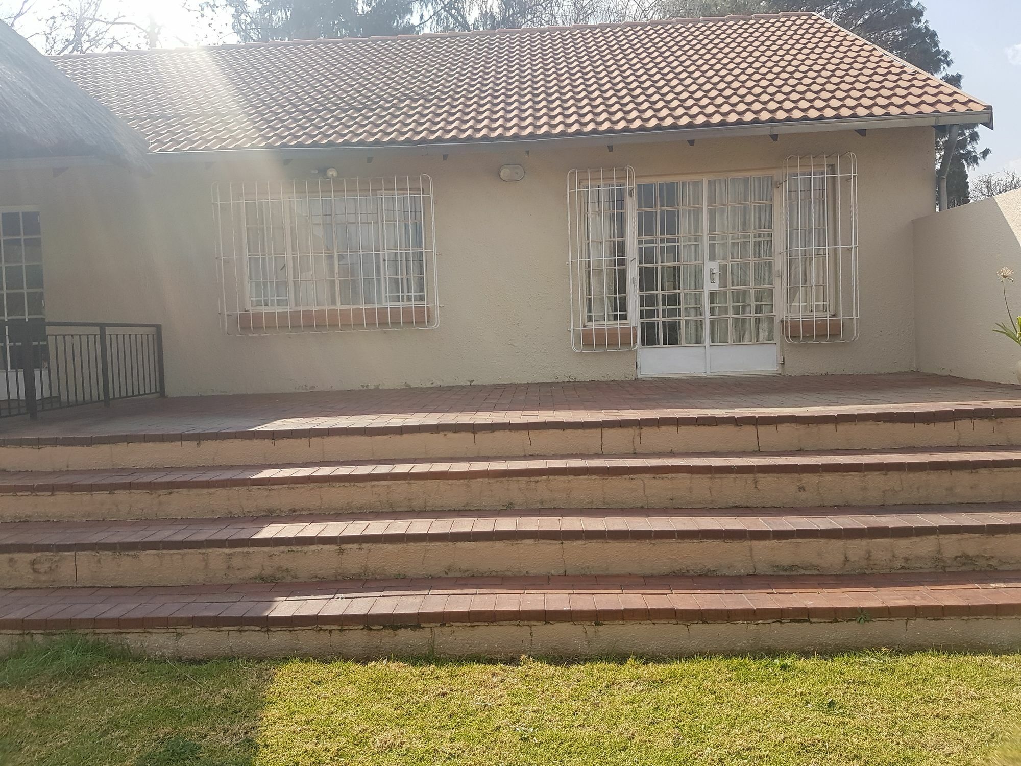 Simbasun Cottages Midrand Ngoại thất bức ảnh